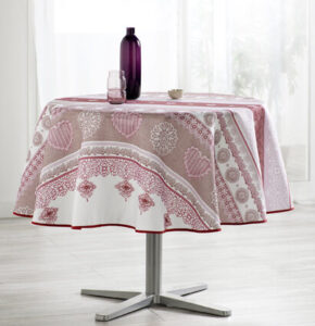 Nappe ronde anti tache Coeurs roses & formes